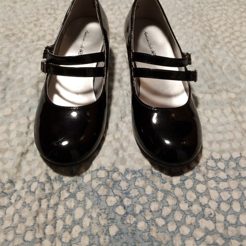 Dress shoes
